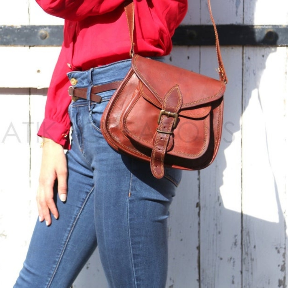 Vintage genuine leather woman bag